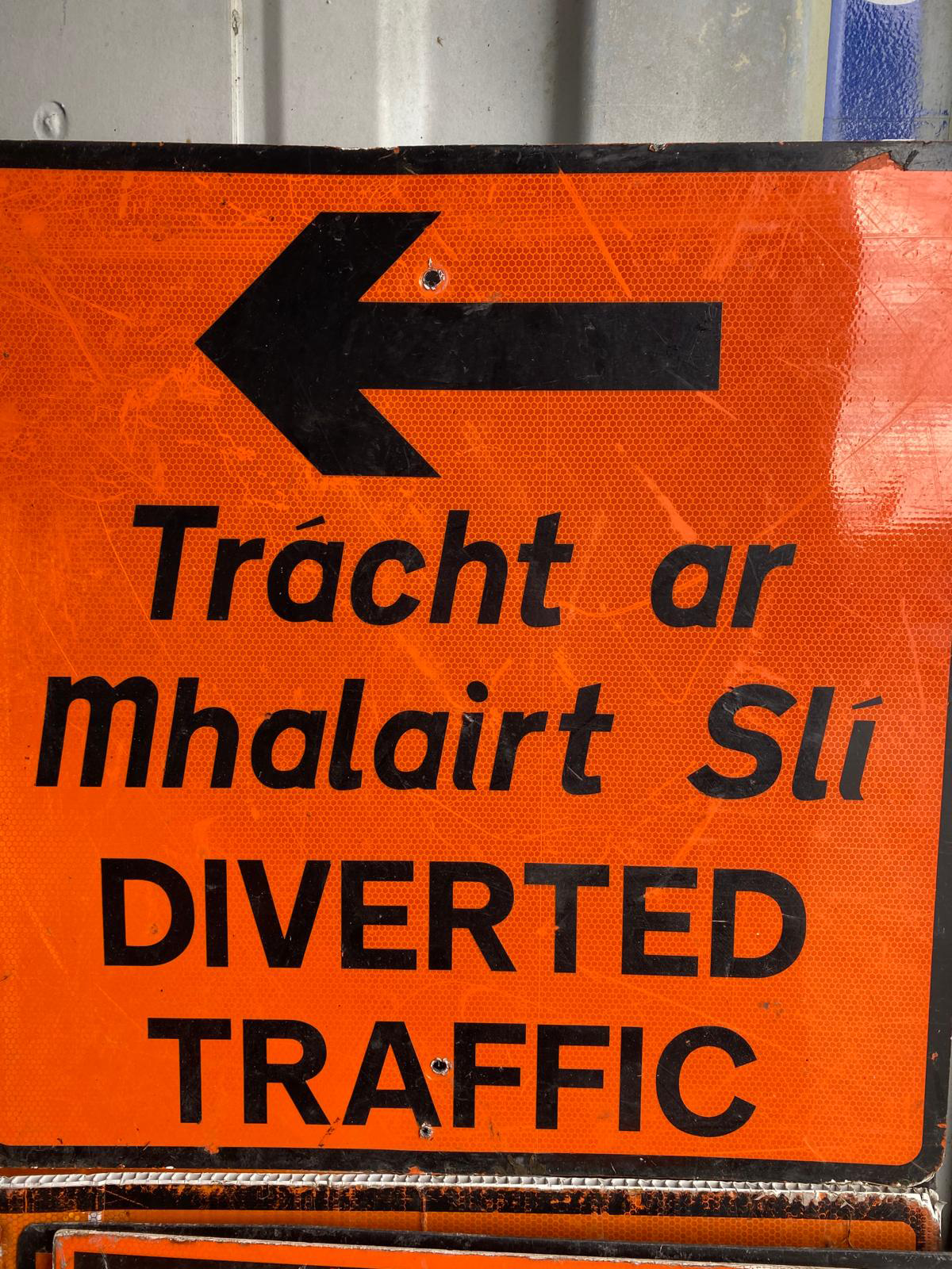 Diverted Traffic - Left Sign 600x600mm Dibond flat plate with class 2 reflective - WK091